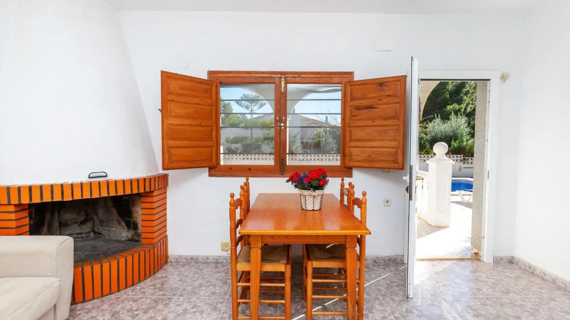 Villa Villa Nido By Interhome Les Tres Cales